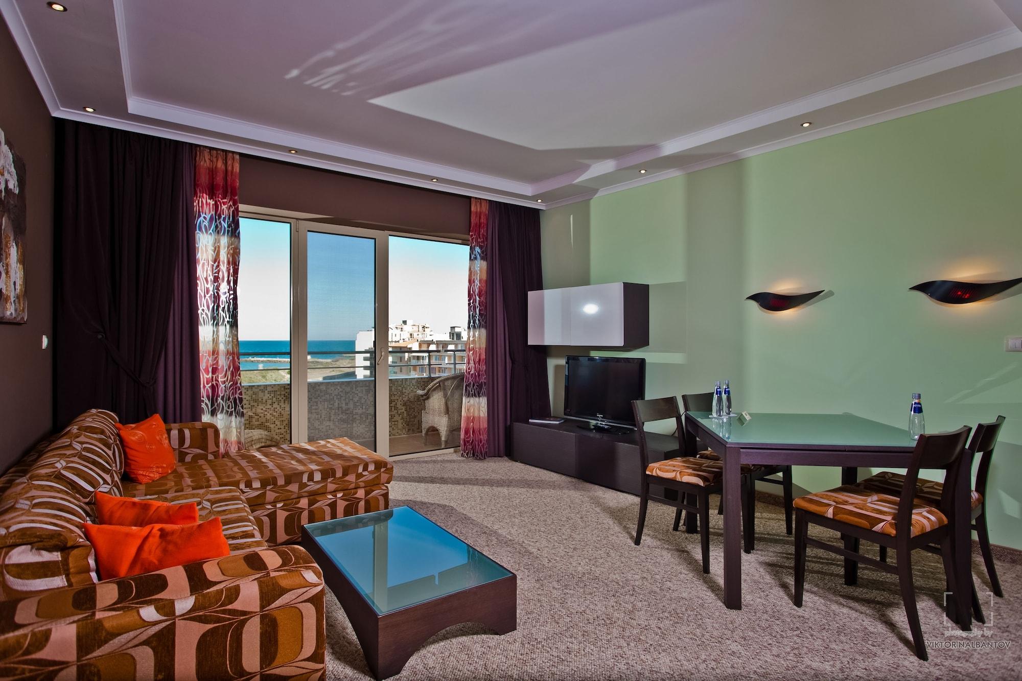 Grand Hotel Pomorie Bagian luar foto